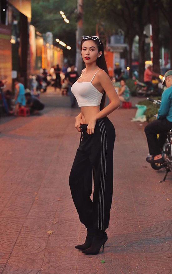 Sao Việt chuộng sắc trắng trong mùa oi nồng